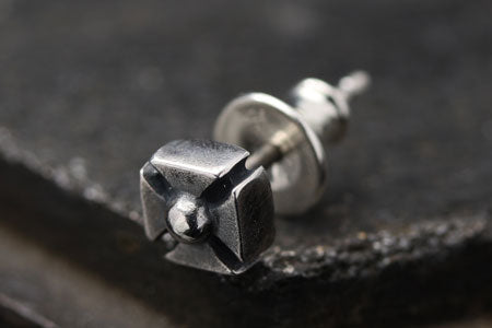 Mad Cult - Tiny Iron Cross Pierce - 1