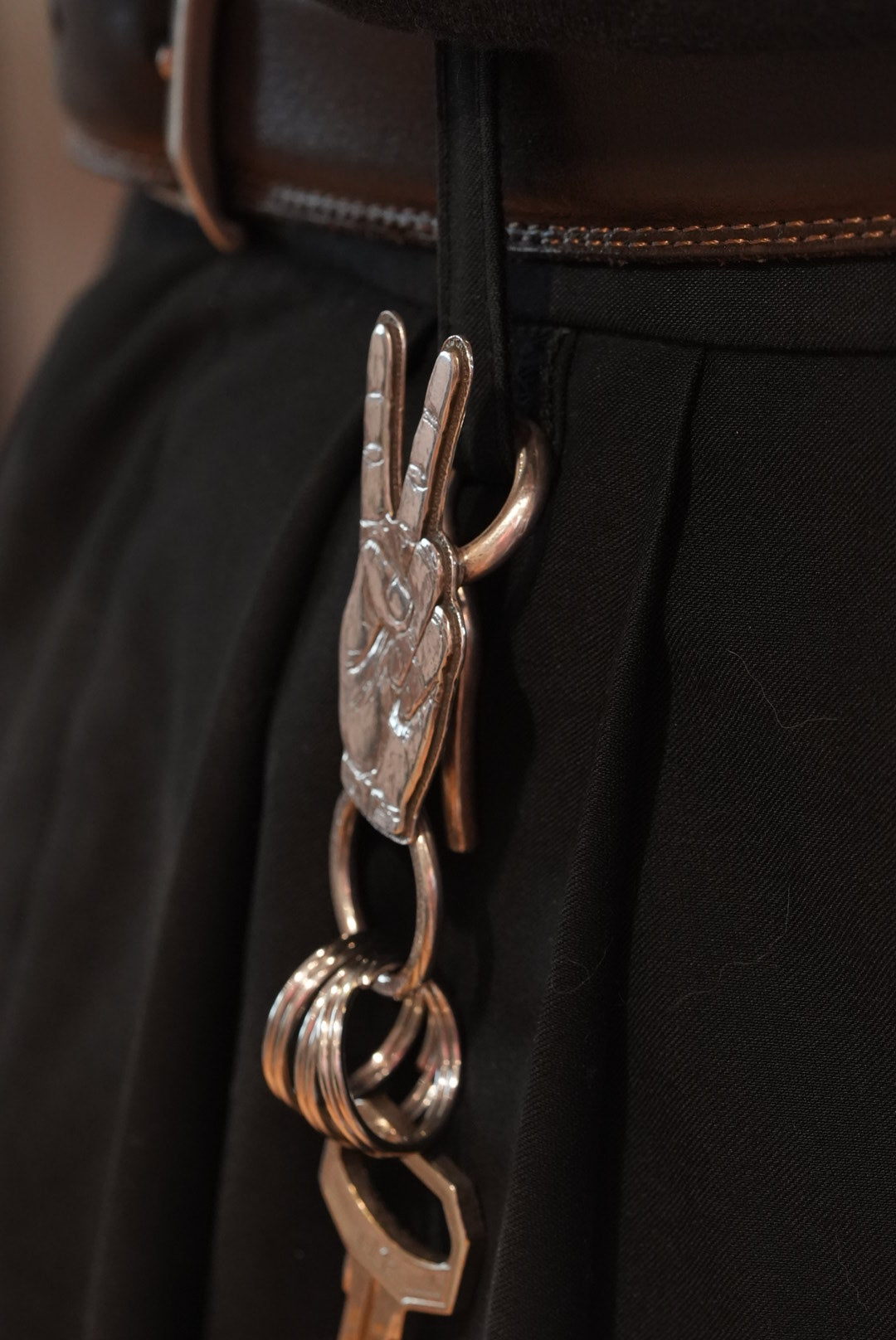 ROAD - Hand Sign Key Hook A 6