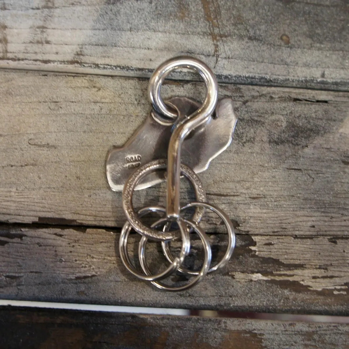 ROAD Hand Sign Key Hook G 2
