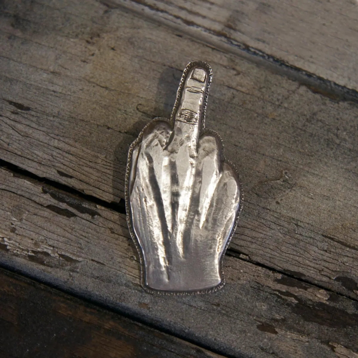 ROAD Hand Sign Top B 1