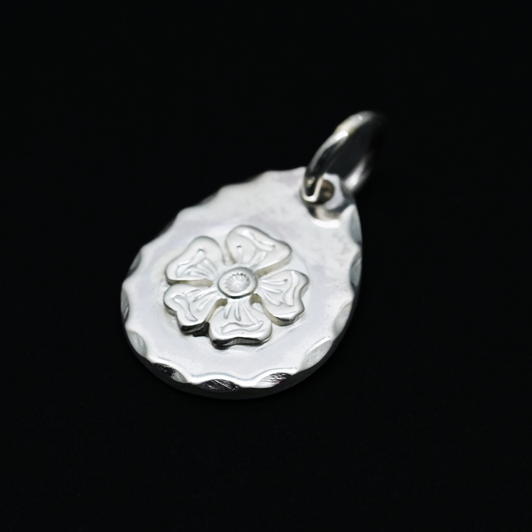 Silver Hana L Shaved Metal S