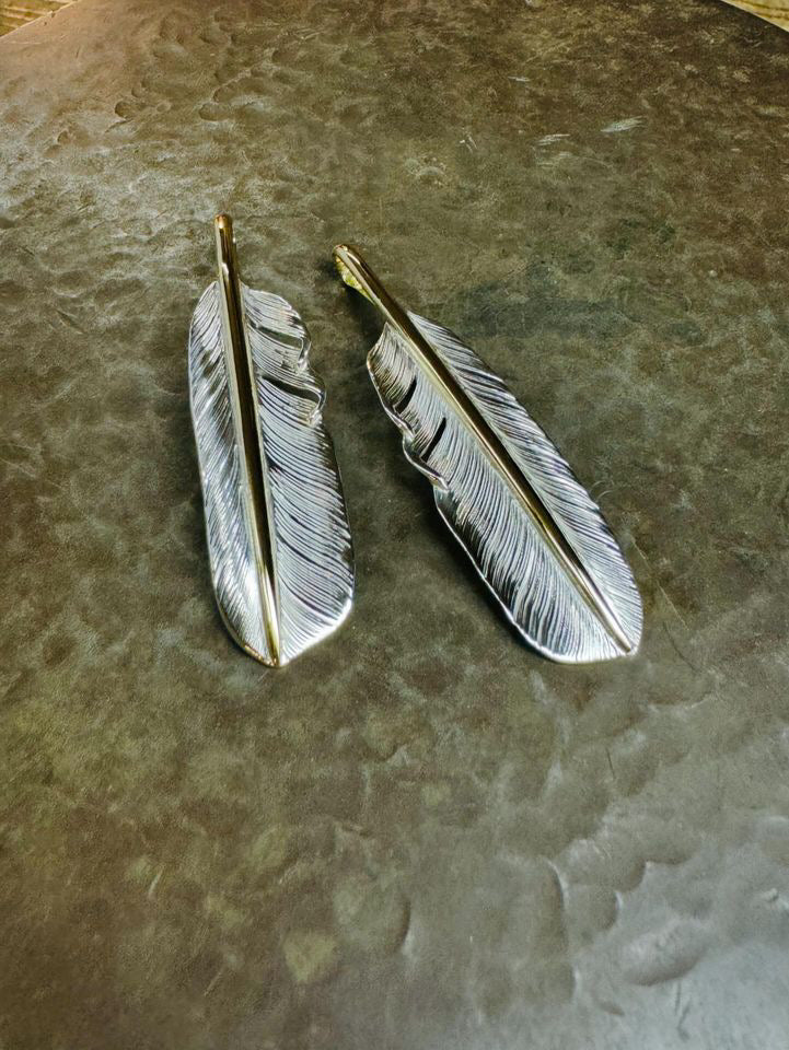 高瀬豪太 Sunshine Studio - 18K金骨純銀羽毛吊墜_1