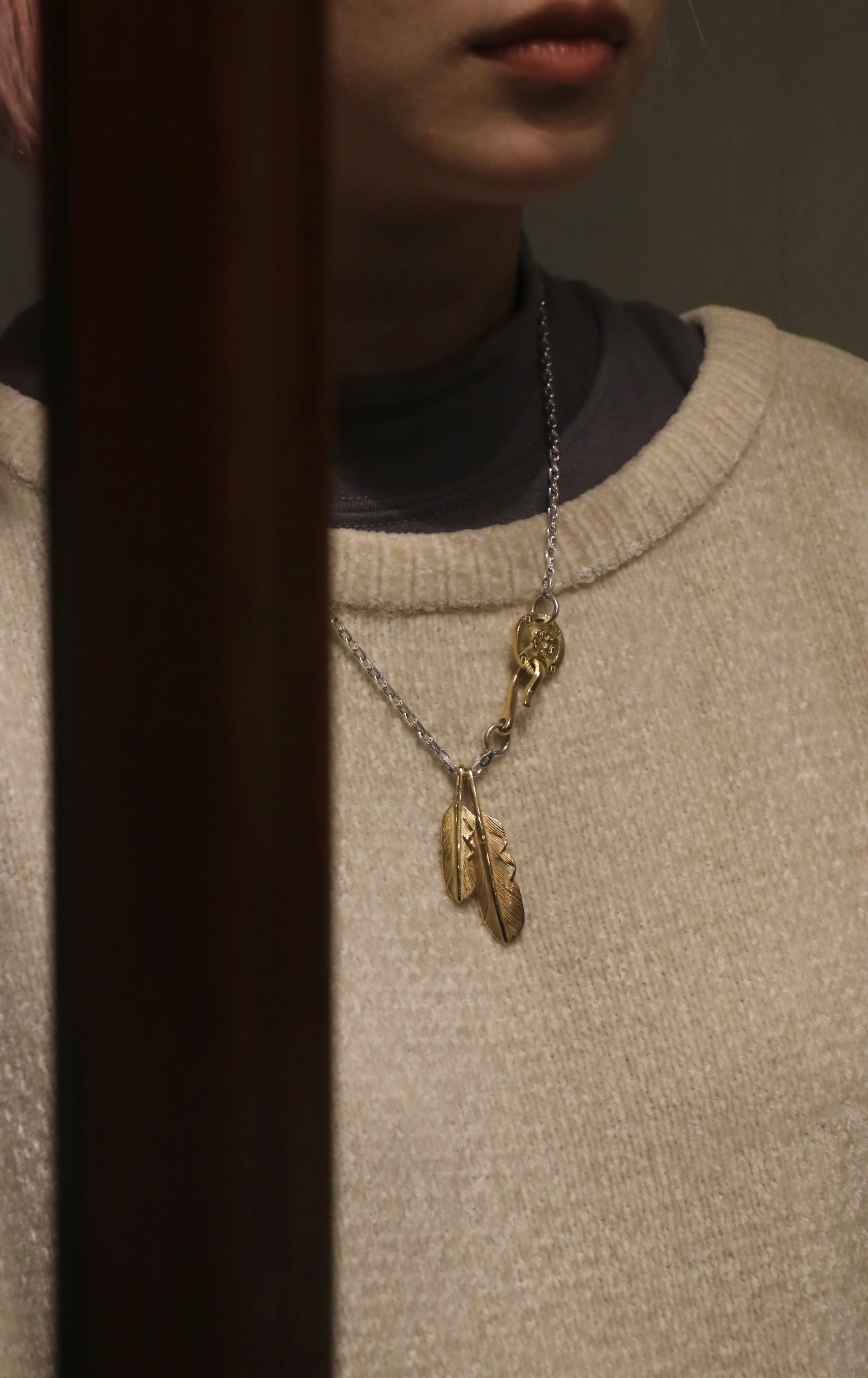 高瀬豪太 Sunshine Studio -  18K 全金羽毛吊墜_1