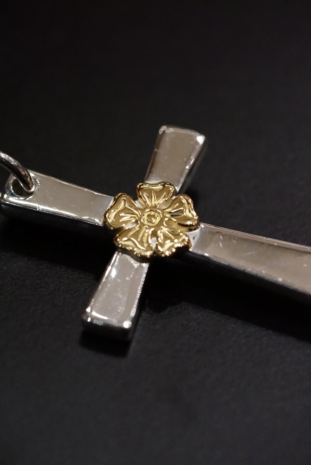 高瀬豪太 Sunshine Studio - 18K Hana Point Silver Moon Cross Pendant_3