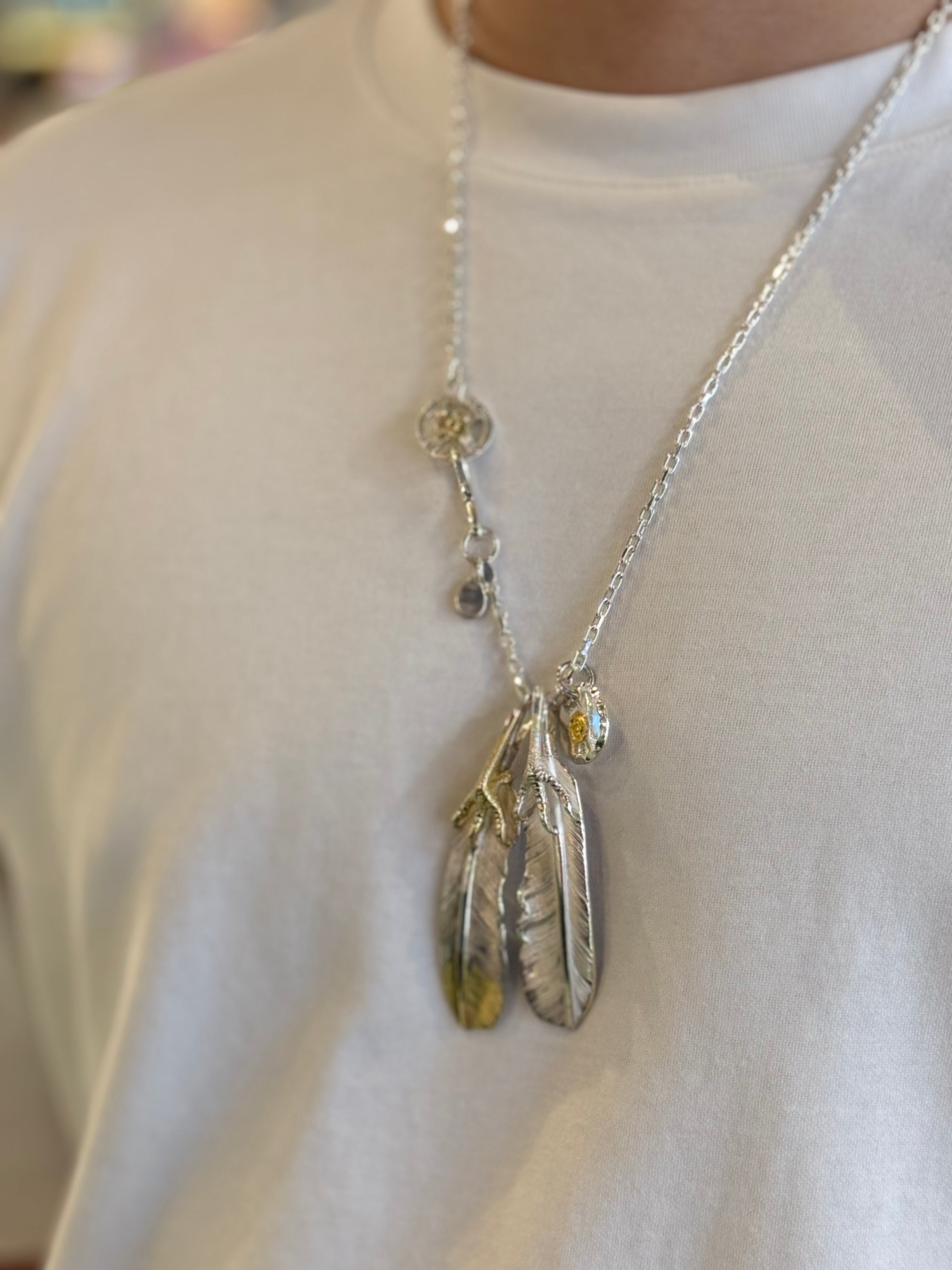 高瀬豪太 Sunshine Studio - 18K 金爪先金羽毛吊墜L_10