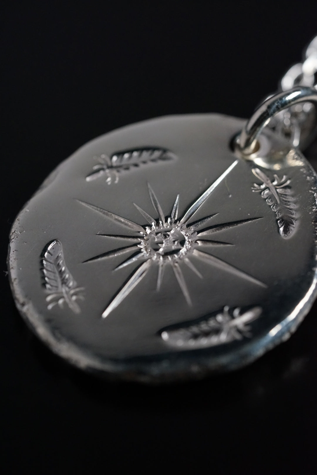 高瀬豪太 Sunshine Studio - 24K Gold Point Radiation / Feather Craft Metal Pendant XL_4