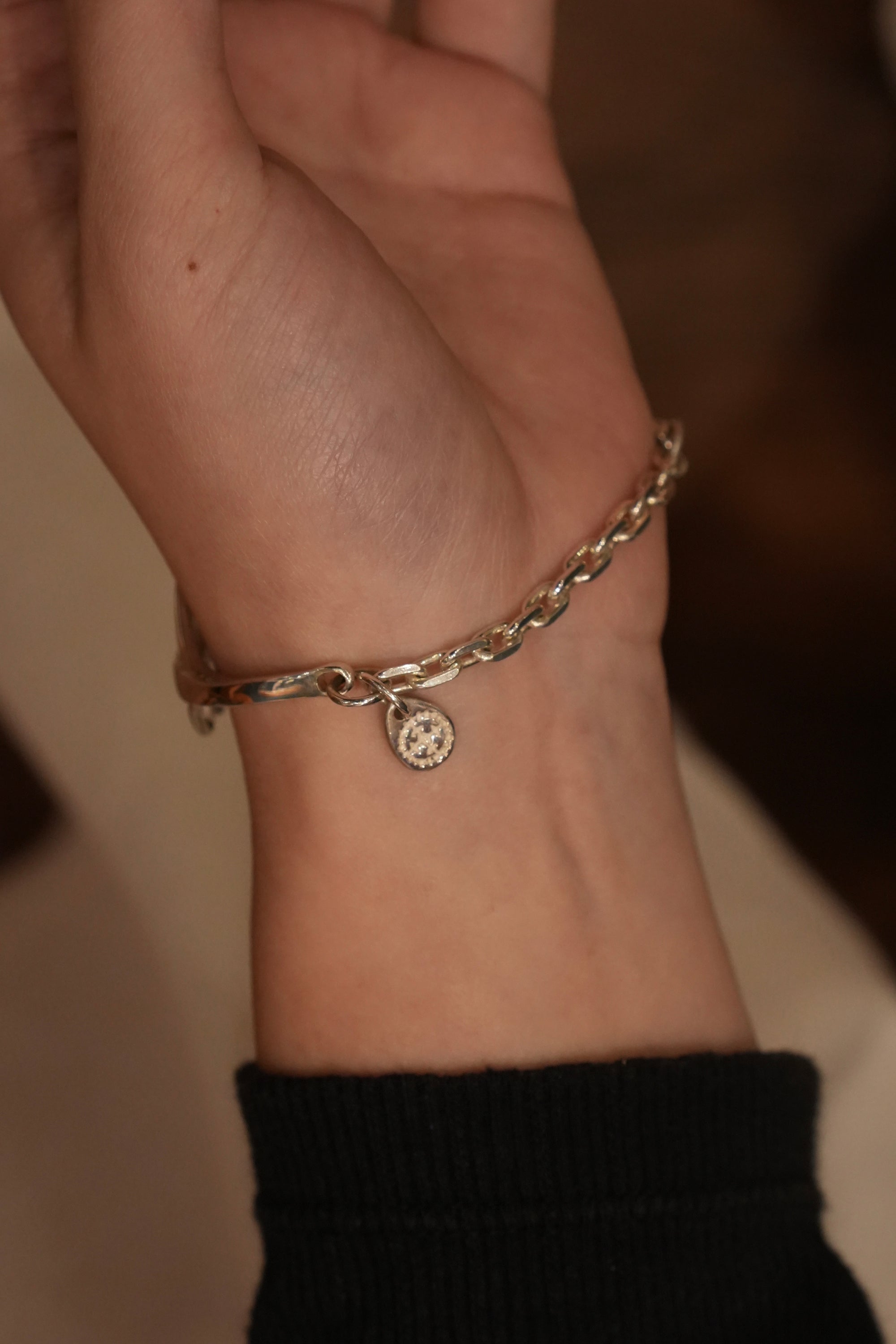 Sunshine studio - Silver Arabesque Feather Bracelet 5