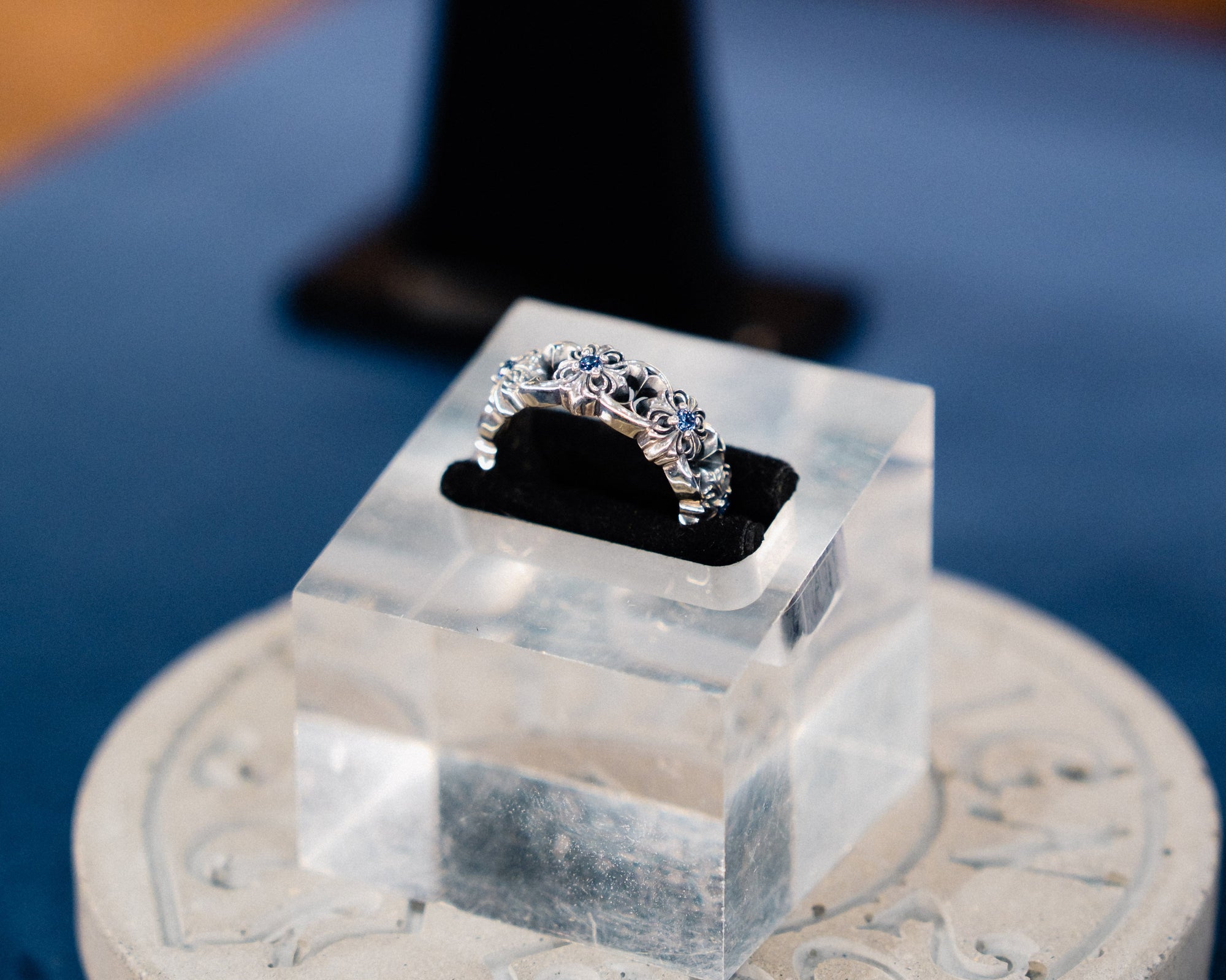 DEOPUZ x DEAL DESIGN Tanzanite Fang Crest Ring