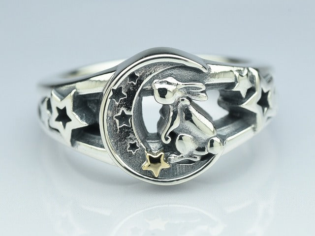 Deal Design Moon Rabbit Ring