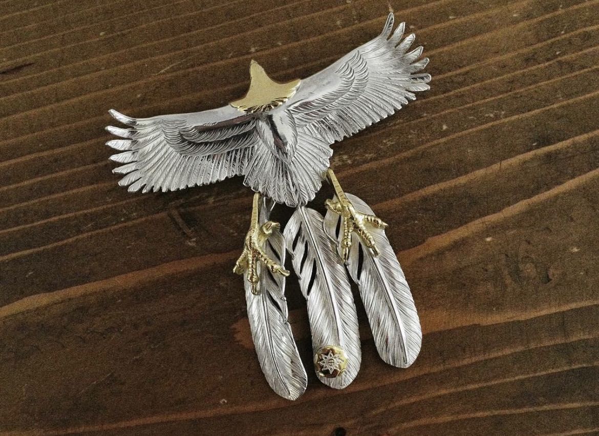 Albatory 18K Eagle Claw Silver Feather Pendant L