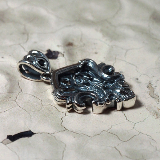 Guardia - Black Maria Pendant 6