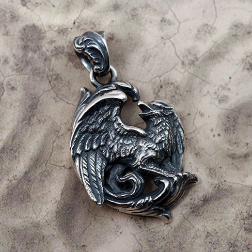 Guardia - Griffin Pendant 2