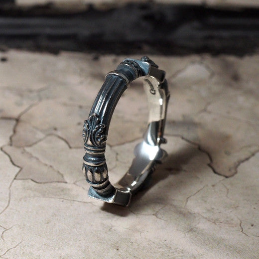 Guardia Ancient Column Ring 3