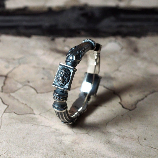 Guardia Ancient Column Ring 4