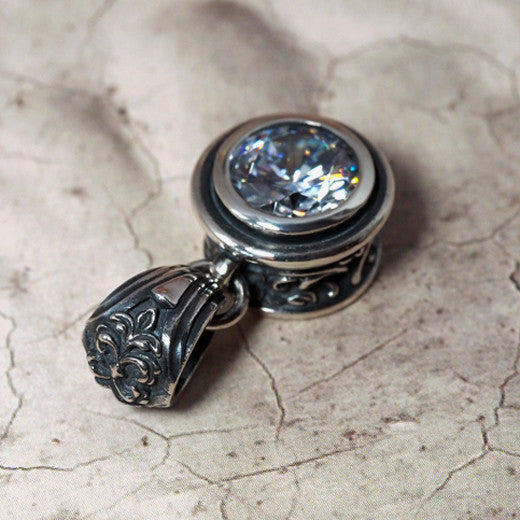 Guardia Aster Round Pendant 4