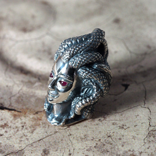Guardia Medusa Pendant 3