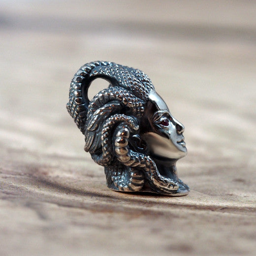 Guardia Medusa Pendant 6