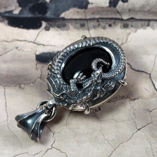 Guardia Ouroboros Pendant 4