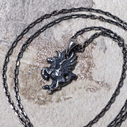 Guardia Tiny Pegasus Pendant 1