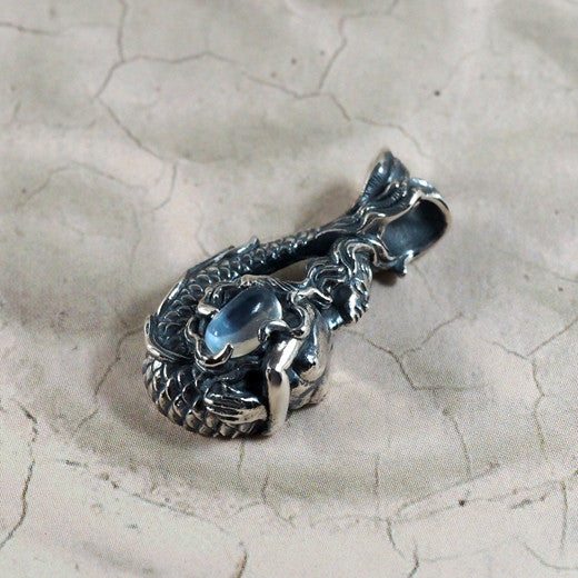 Guardia Tritones Pendant 3