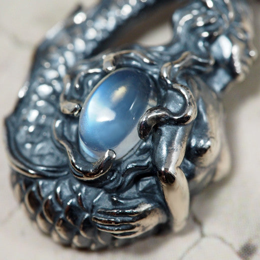 Guardia Tritones Pendant 5