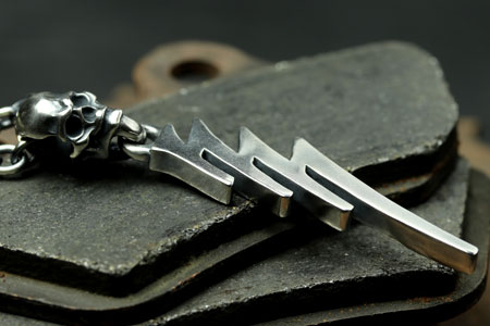Mad Cult - 777 Lightning w/ Skull Pendant S 5