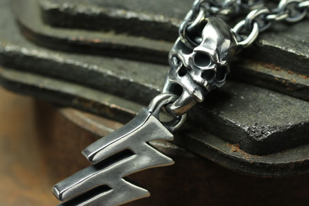 Mad Cult - 777 Lightning w/ Skull Pendant S 7