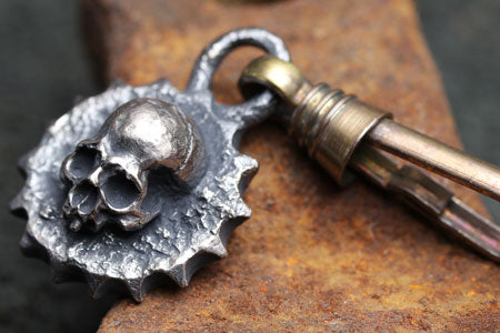 Mad Cult -Death Sprocket Zipper Puller_4