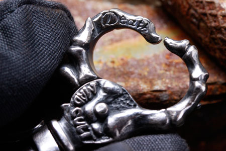 Mad Cult - Finger Bone Clip Keyring_6
