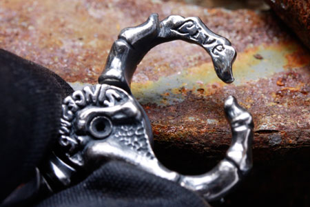 Mad Cult - Finger Bone Clip Keyring_7