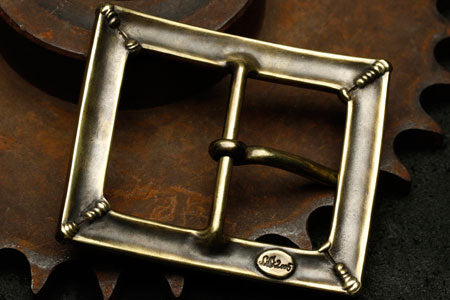 Mad Cult - Four Skull Brass Belt Buckle_6