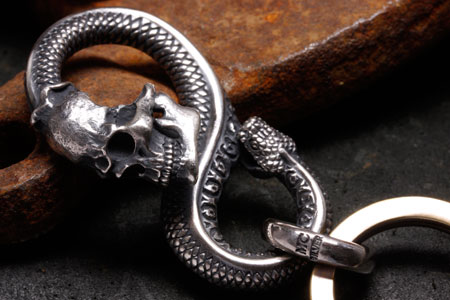 Mad Cult - Parasite Hooker Keyring_3