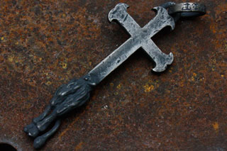 Mad Cult - Santanic Old Future Pendant_3