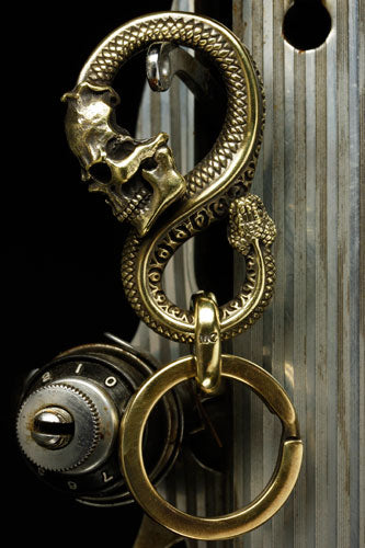 Mad Cult - Taste Hook 7 Brass Keyring_1