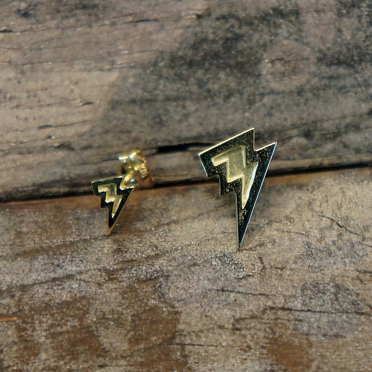 ROAD 18K Thunder pierce Small 2