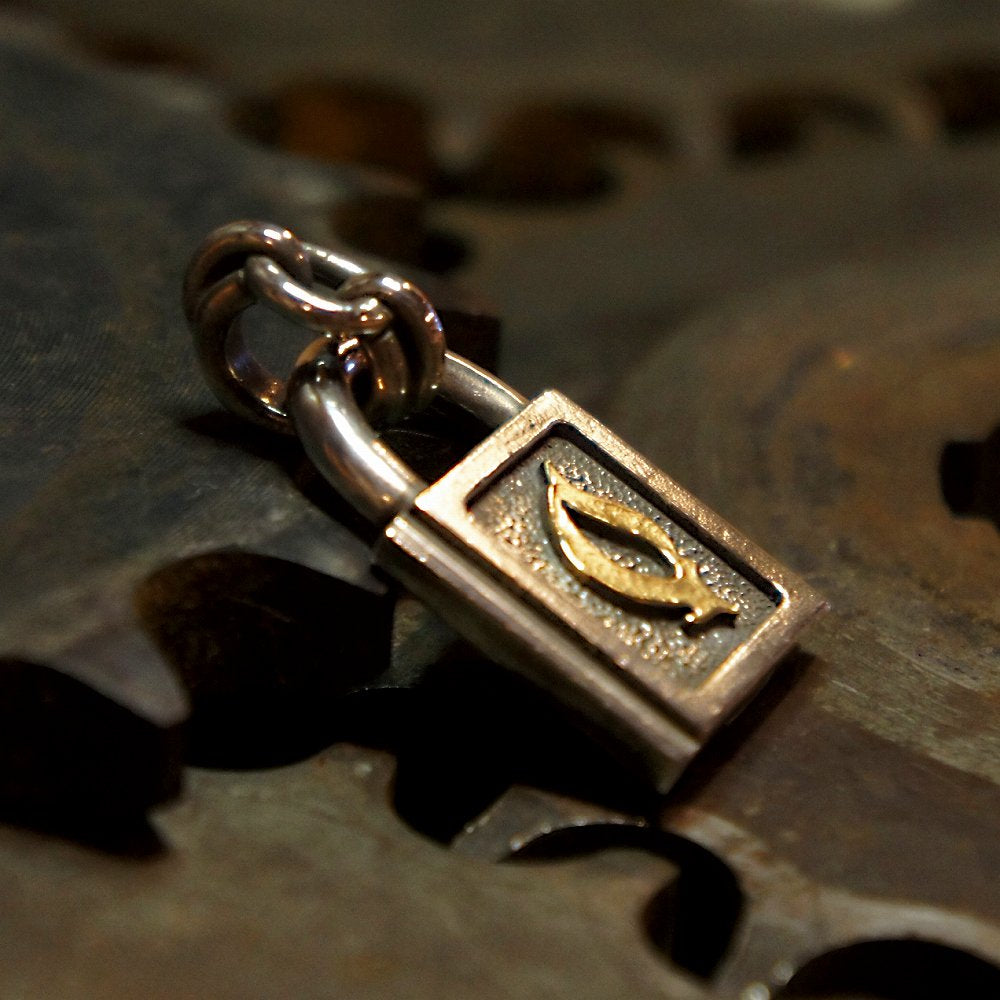 ROAD Alphabet Padlock Pendant 3