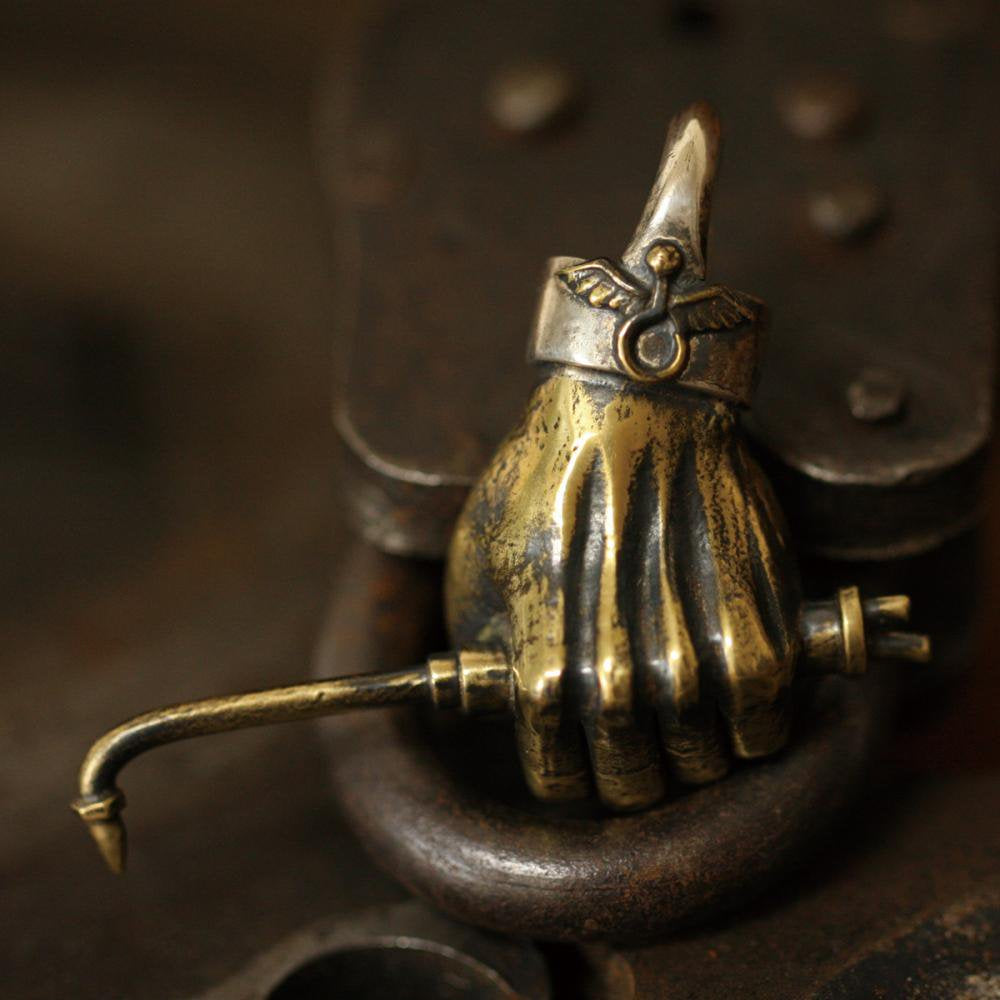 ROAD_Craftman_Pendant_Series_3