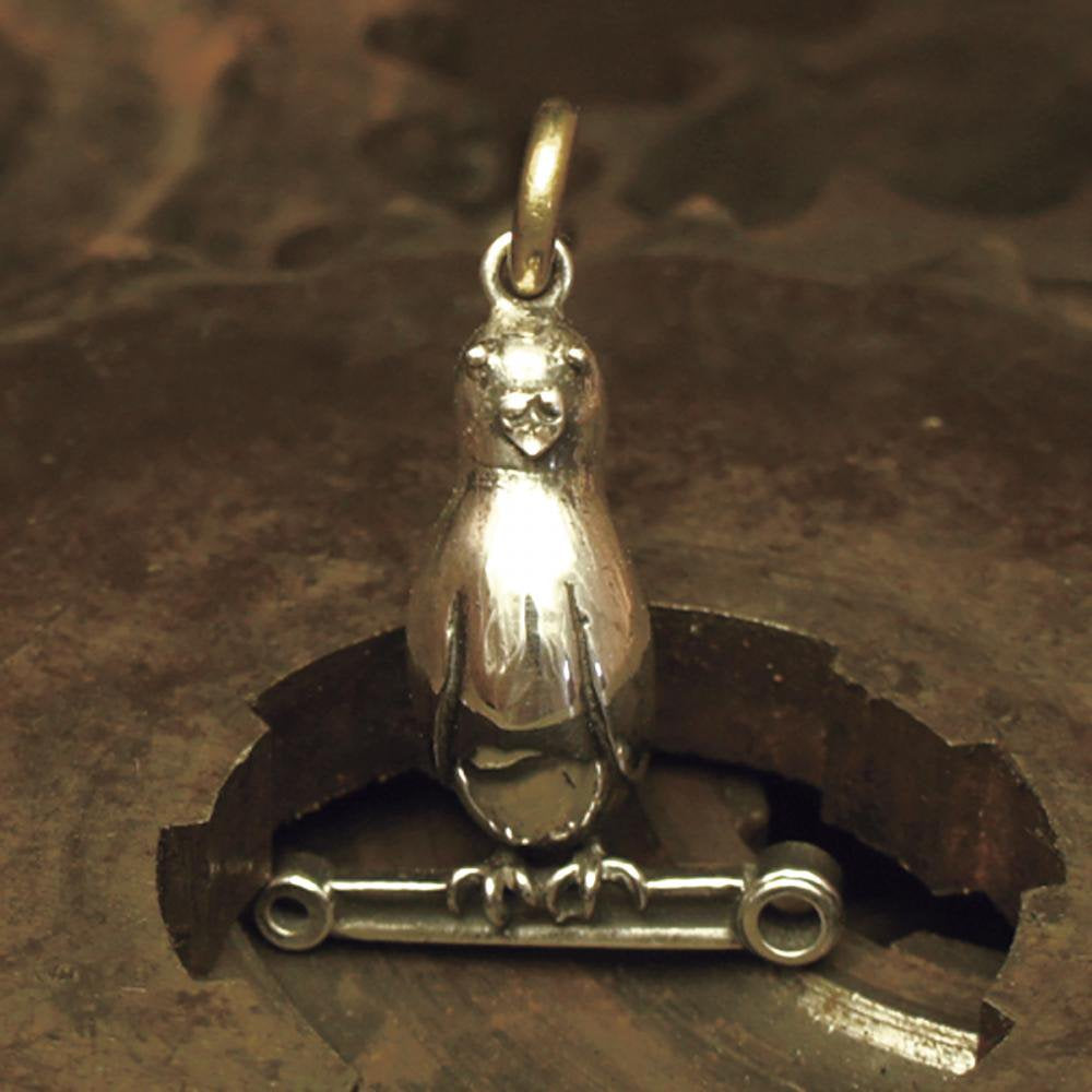 ROAD Hato Rod Pendant 1