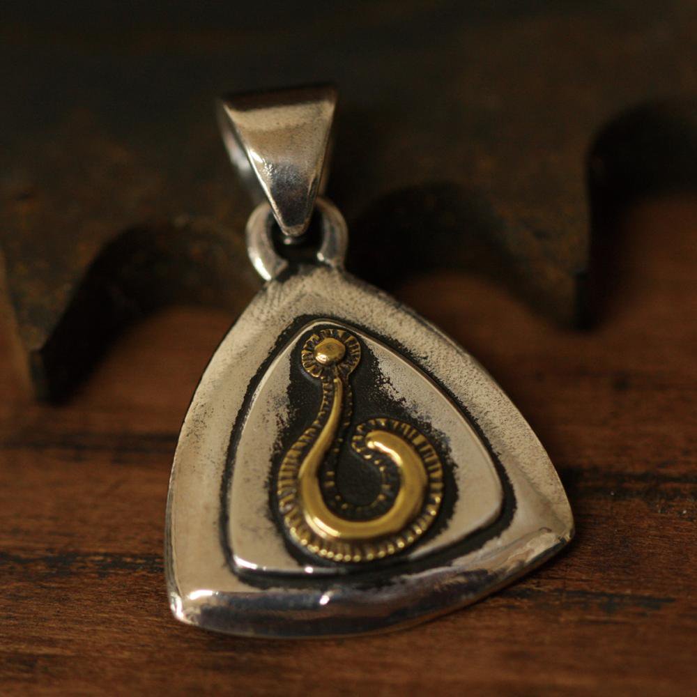 ROAD Unshaken Pendant 1