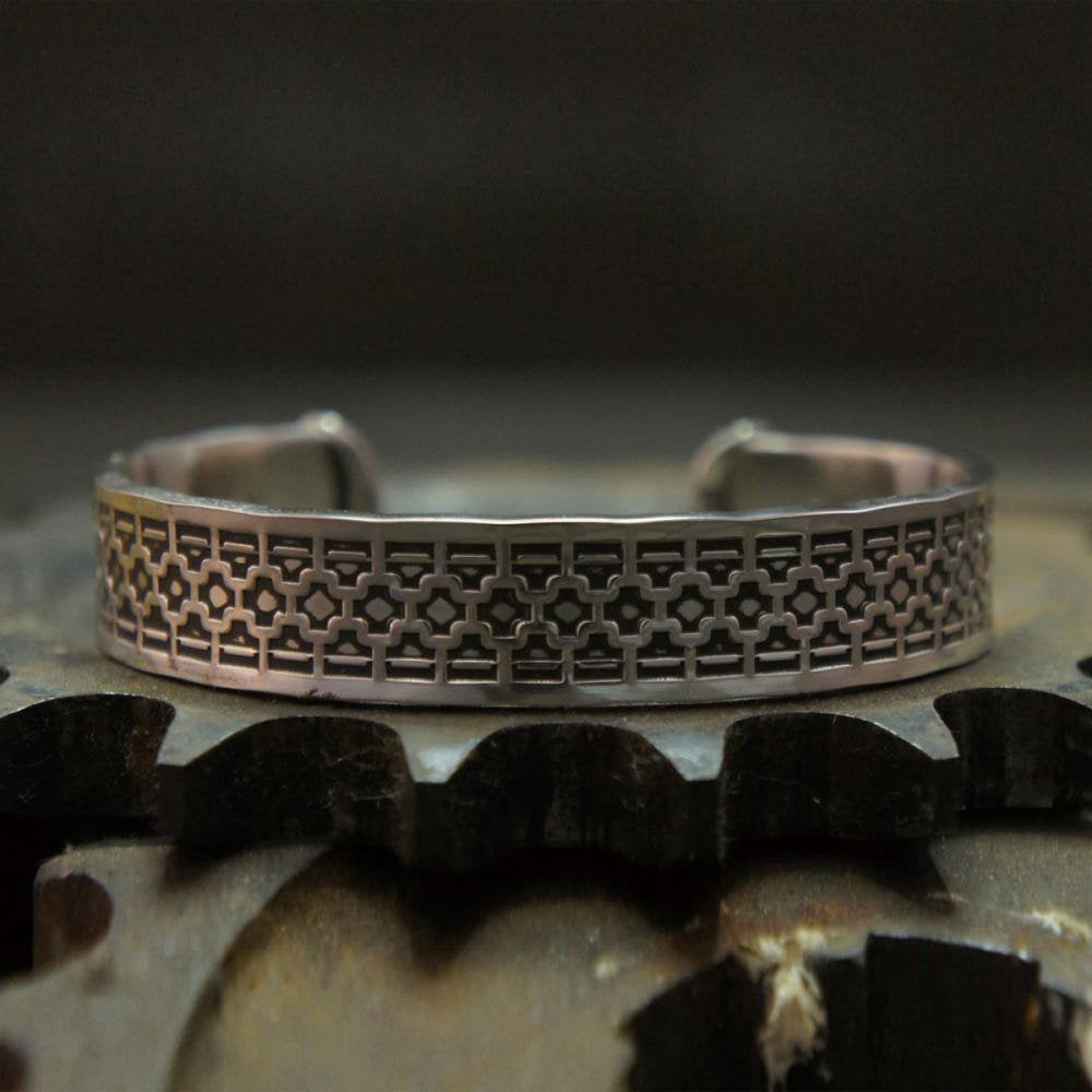 ROAD Vintage Racer Fire Stone Bangle 1