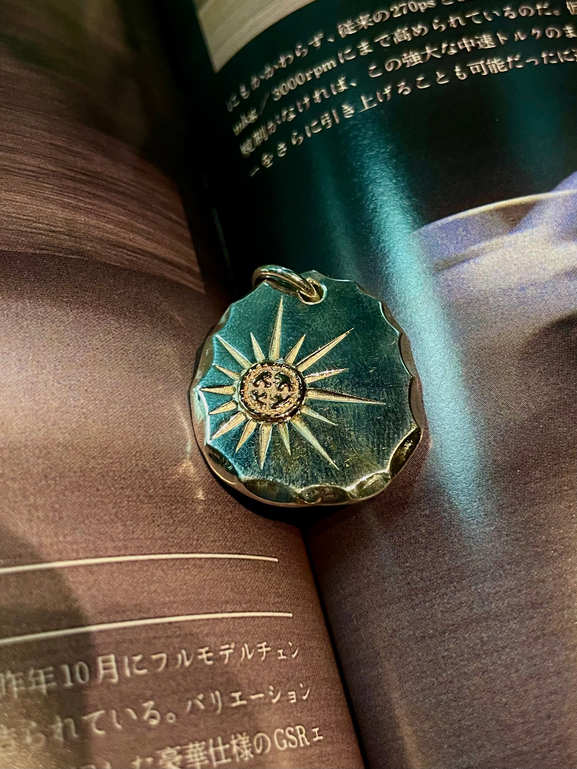 高瀬豪太 Sunshine Studio - 18K Rose Gold Point Radiation Metal Pendant_3