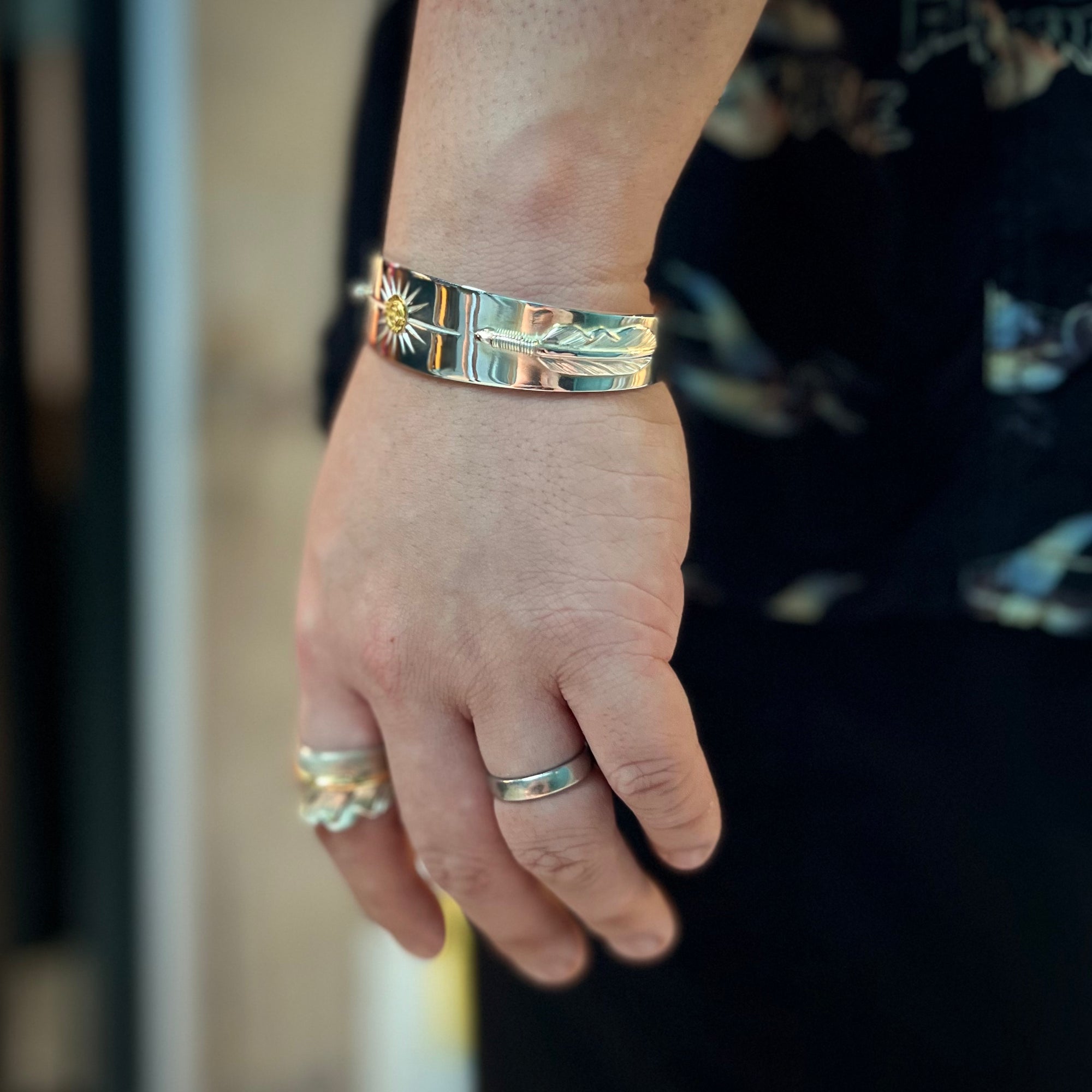 高瀬豪太 Sunshine Studio - 18MM 24K Gold Point Radiation XS feather Bangle_5