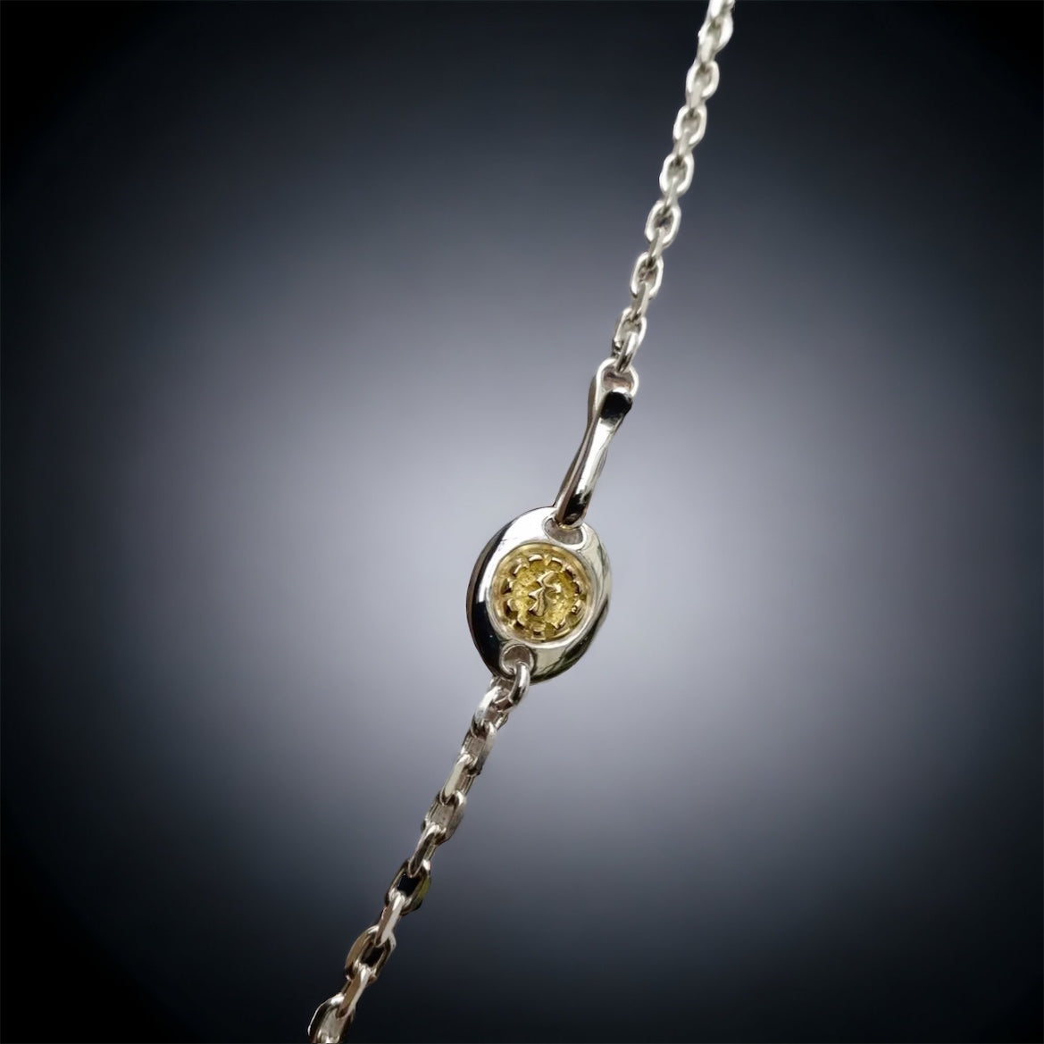 18Kt Gold Lightning Hook Necklace