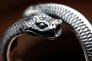 Mad Cult Double Head Snake Ring