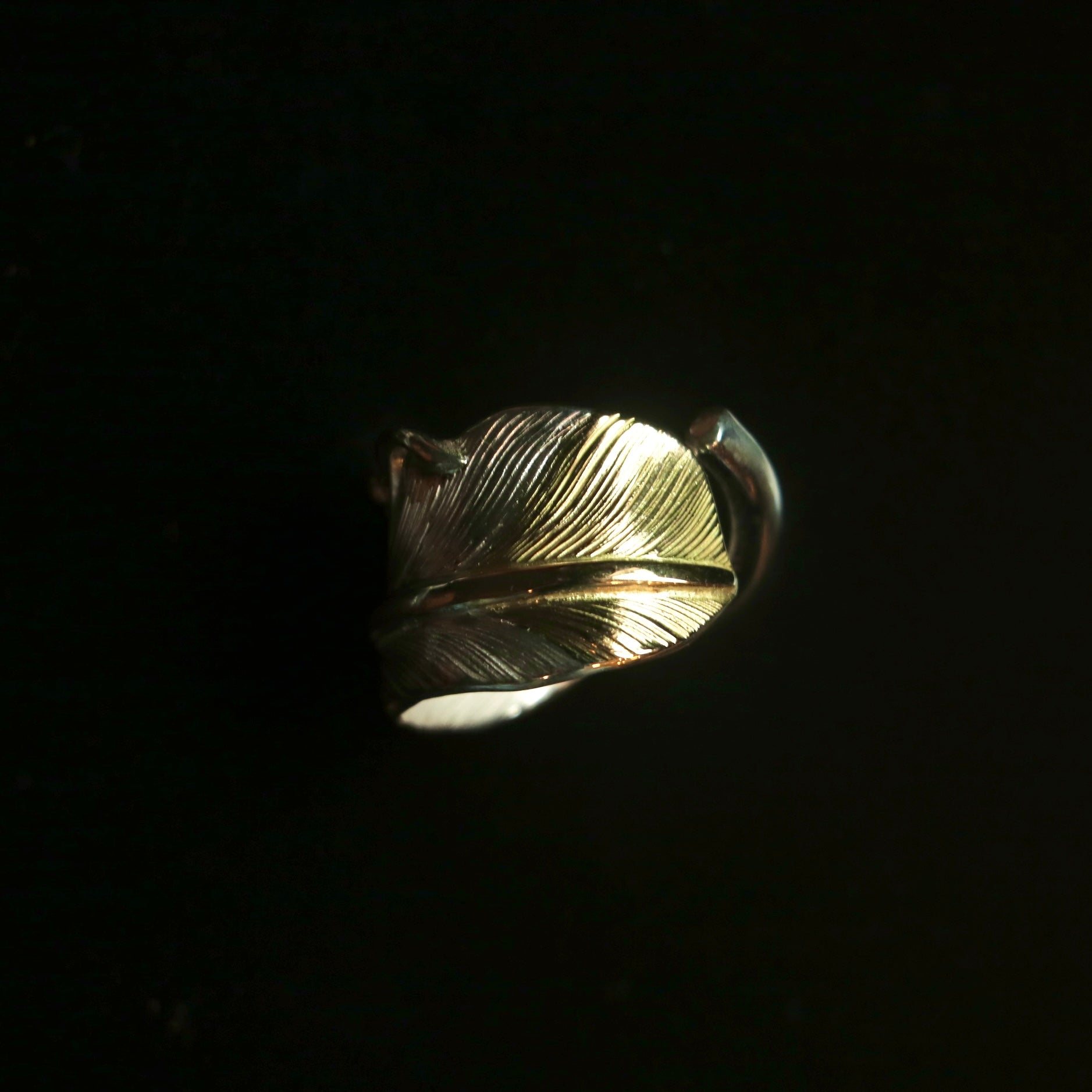 18Kt Tip Gold Silver Feather Ring L