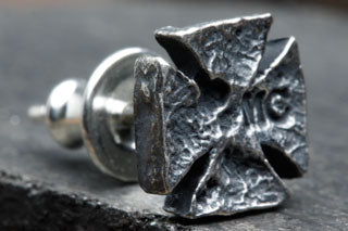 Mad Cult Rusty Iron Cross - P 純銀耳環